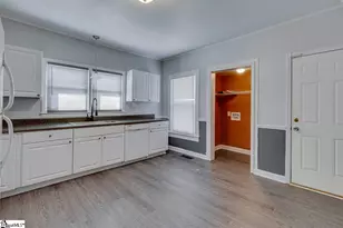 504 W Curtis St, Simpsonville, SC 29681 - Photo 6