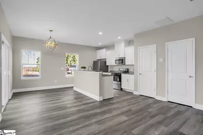 110 W 4th Avenue, Easley, SC 29640 - Photo 10