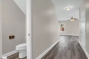 110 W 4th Ave, Easley, SC 29640 - Photo 6