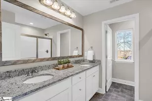 110 W 4th Ave, Easley, SC 29640 - Photo 36