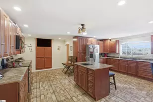 227 & 229 Falling Creek Rd, Spartanburg, SC 29301 - Photo 6