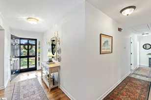 39 Clarendon Ave, Greenville, SC 29609 - Photo 12