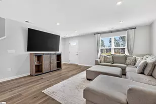 628 Batchomble Ln, Greenville, SC 29605 - Photo 4