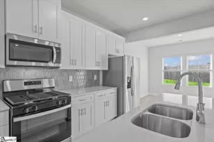 695 Cozy Blf Rd, Spartanburg, SC 29301 - Photo 8