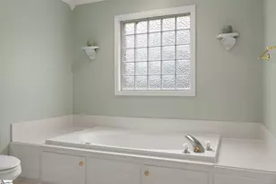 215 Glen Laurel Dr, Easley, SC 29642 - Photo 32