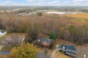 215 Glen Laurel Dr, Easley, SC 29642 - Photo 22