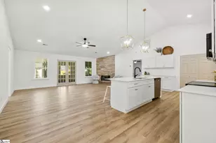 206 Dexter Bend Ct, Fountain Inn, SC 29644 - Photo 8