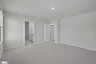 694 Cozy Blf Rd, Spartanburg, SC 29301 - Photo 12