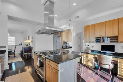 500 E McBee Avenue #5202, Greenville, SC 29601 - Photo 10