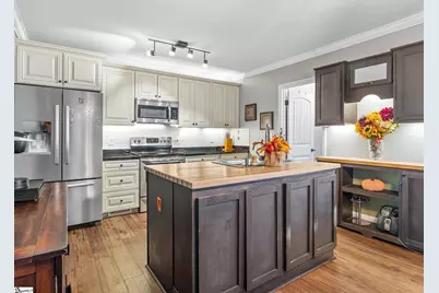 17 Crystal Avenue, Greenville, SC 29605 - Photo 10