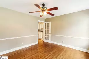 310 Slopingwood Ln, Spartanburg, SC 29301 - Photo 8