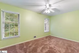 310 Slopingwood Ln, Spartanburg, SC 29301 - Photo 18