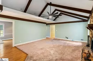 310 Slopingwood Ln, Spartanburg, SC 29301 - Photo 12