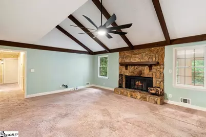 310 Slopingwood Lane, Spartanburg, SC 29301 - Photo 10