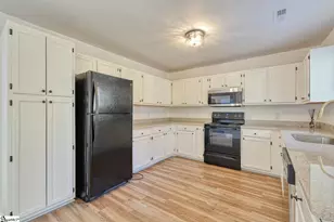 138 Gower Rd, Spartanburg, SC 29303 - Photo 8