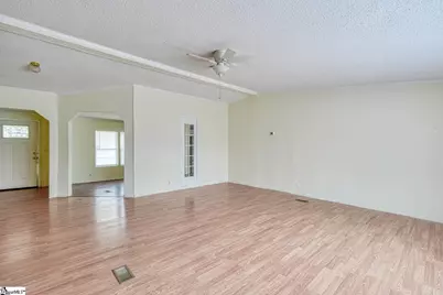 1061 Nazareth Road, Spartanburg, SC 29301 - Photo 6