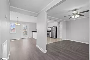 104 Cascade Dr, Greer, SC 29651 - Photo 4