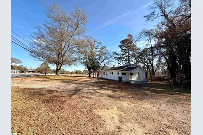 526 E Greer Street, Honea Path, SC 29654 - Photo 4