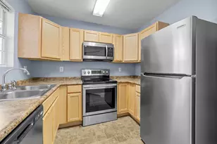 109 Hammett Grove Ln, Greer, SC 29650 - Photo 4