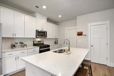 105 Boren Way, Greenville, SC 29607 - Photo 8