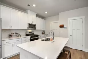 105 Boren Wy, Greenville, SC 29607 - Photo 8