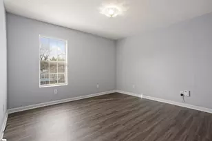 18 Warren Ct, Greenville, SC 29607 - Photo 12