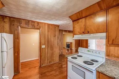 207 Maid Marion Drive, Union, SC 29379 - Photo 14