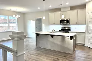 309 Blaine Ct, Greenville, SC 29607 - Photo 4