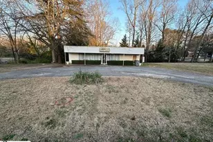 407 Old Piedmont Hwy, Greenville, SC 29605 - Photo 2