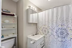 106 Holt Dr, Iva, SC 29655 - Photo 8