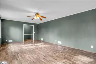 803 E Brookwood Dr, Landrum, SC 29356 - Photo 6