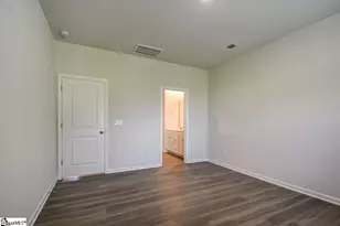 122 Aleppo Ln, Greer, SC 29651 - Photo 16