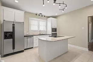 103 Sterling St, Greenville, SC 29601 - Photo 6
