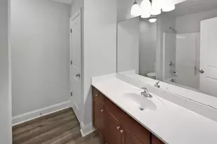 2407 E Lee Rd, Taylors, SC 29687 - Photo 6