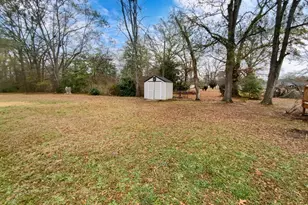 2407 E Lee Rd, Taylors, SC 29687 - Photo 8