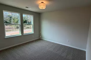 105 Riddle St, Laurens, SC 29360 - Photo 8