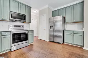 905 Morning Mist Ln, Simpsonville, SC 29680 - Photo 8