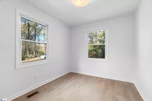 253 Law St, Woodruff, SC 29388 - Photo 12