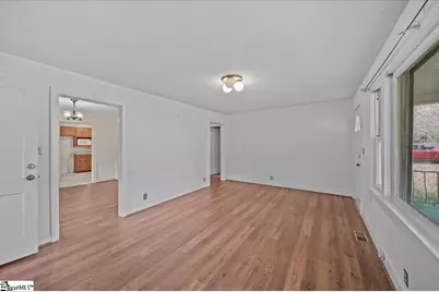 105 Barron Street, Union, SC 29379 - Photo 8