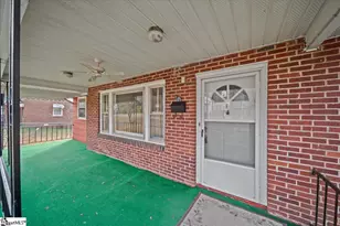 105 Barron St, Union, SC 29379 - Photo 4