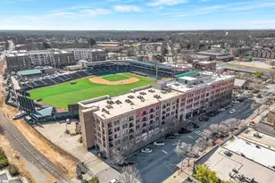 927 S Main St, Greenville, SC 29601 - Photo 6