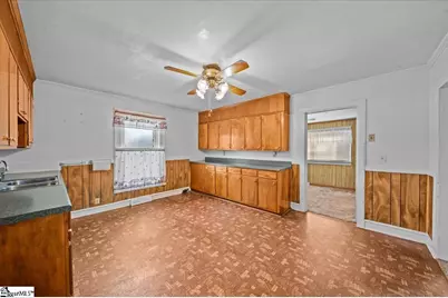 4 Hunt Avenue, Liberty, SC 29657 - Photo 8