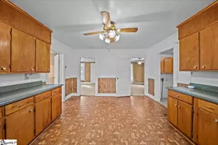 4 Hunt Ave, Liberty, SC 29657 - Photo 10