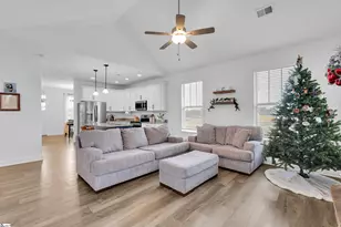 725 E Osprey Ln, Cowpens, SC 29330 - Photo 10