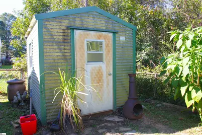 409 Florence Street, Clinton, SC 29325 - Photo 38