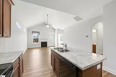 112 Cherrybark Lane, Taylors, SC 29687 - Photo 10