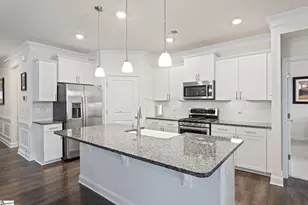 315 Pollyanna Dr, Greenville, SC 29605 - Photo 2