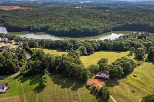 1215 Buck Creek Rd, Chesnee, SC 29323 - Photo 2