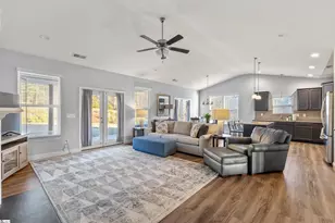 251 Inlet Pointe Dr, Anderson, SC 29625 - Photo 8