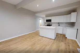 111 Hammett St, Greenville, SC 29609 - Photo 8